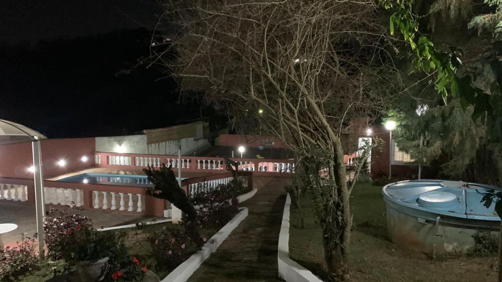 Linda Chácara com Piscina Churrasqueira e Wi-FI Mairinque Exterior foto